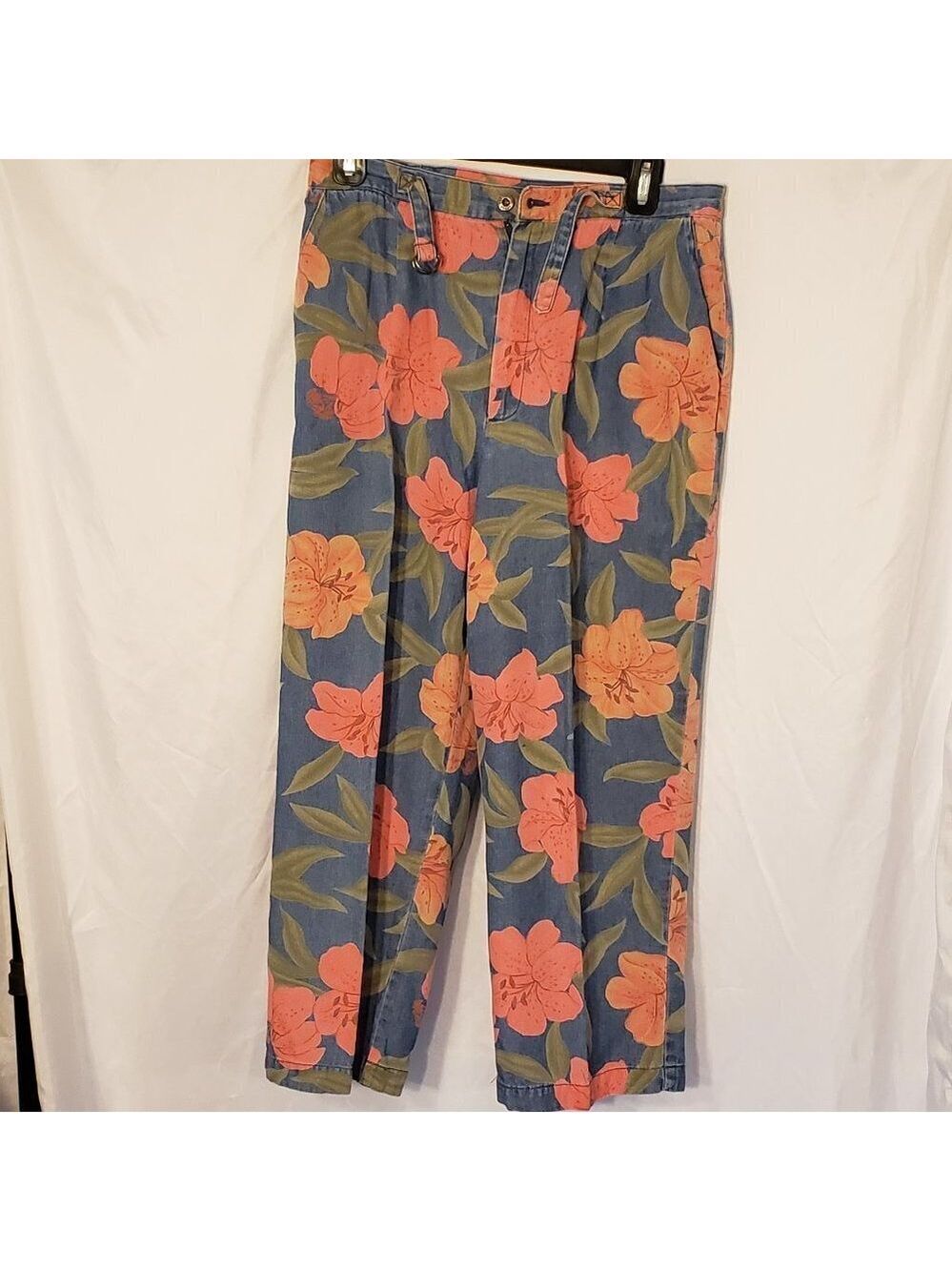 Ladies SAG HARBOR Sport Floral Capris w/pockets - S